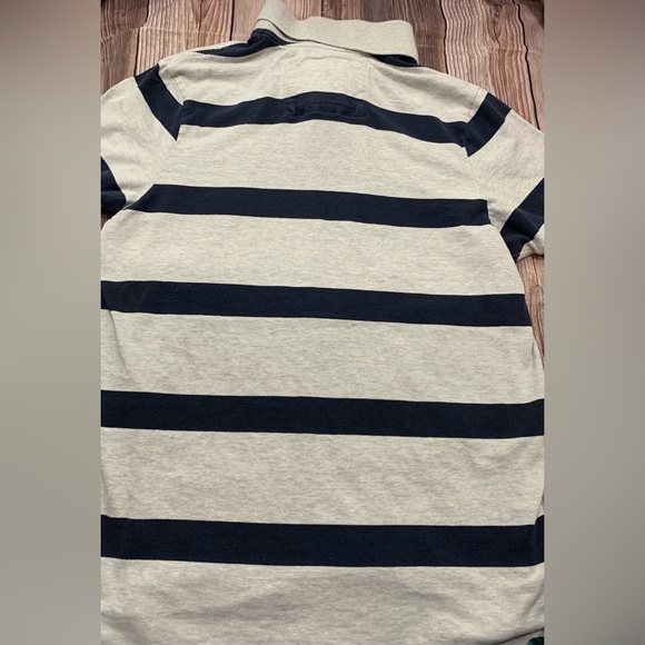 Abercrombie tshirt polo - Picture 4 of 7